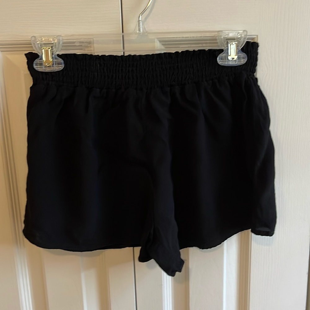 Forever 21 Junior's Shorts Black Lightweight Casual Elastic Waist Size Small